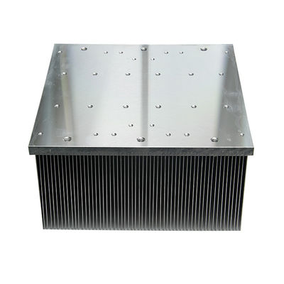 Quadratische Einsatz-Flossen-Luftkühlungs-Aluminiumkühlkörper-Verdrängung